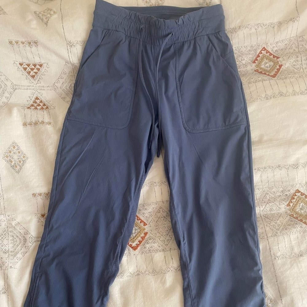 Lululemon pants Size 6